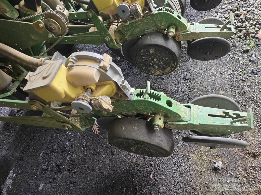 John Deere 1790 معدات بذر