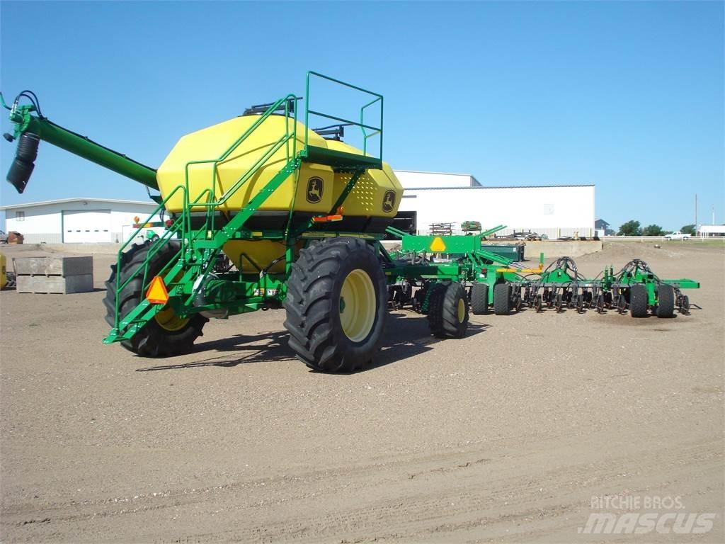John Deere 1890 مثاقيب