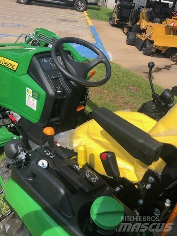 John Deere 2025R جرارات مدمجة