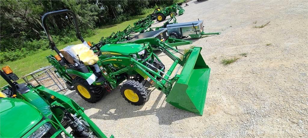 John Deere 2025R جرارات مدمجة