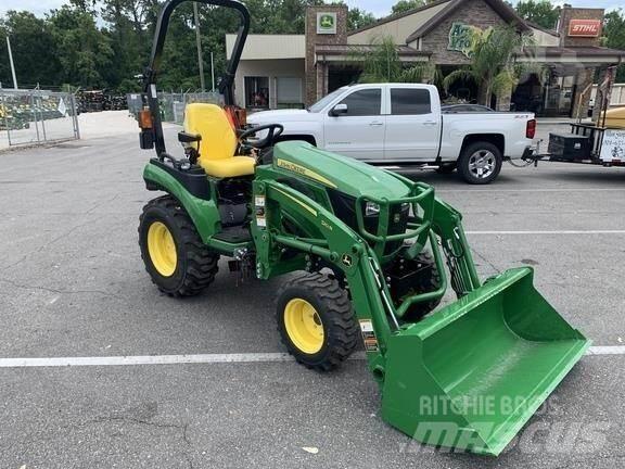 John Deere 2025R جرارات مدمجة