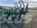 John Deere 2025R جرارات مدمجة