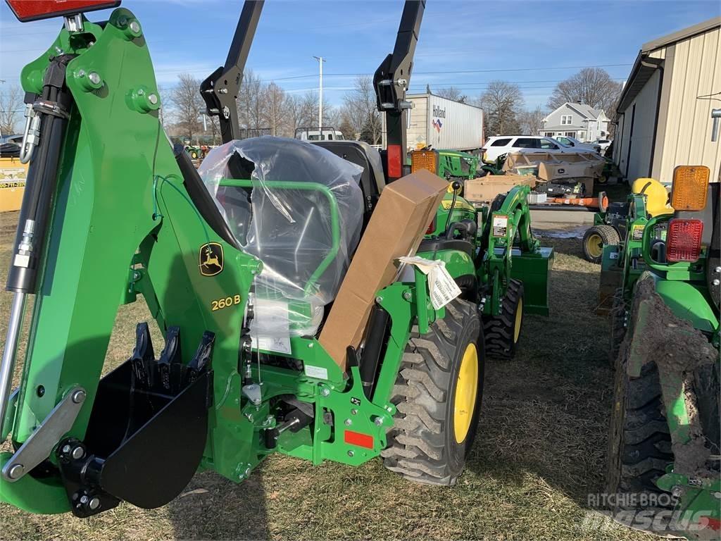 John Deere 2025R جرارات مدمجة