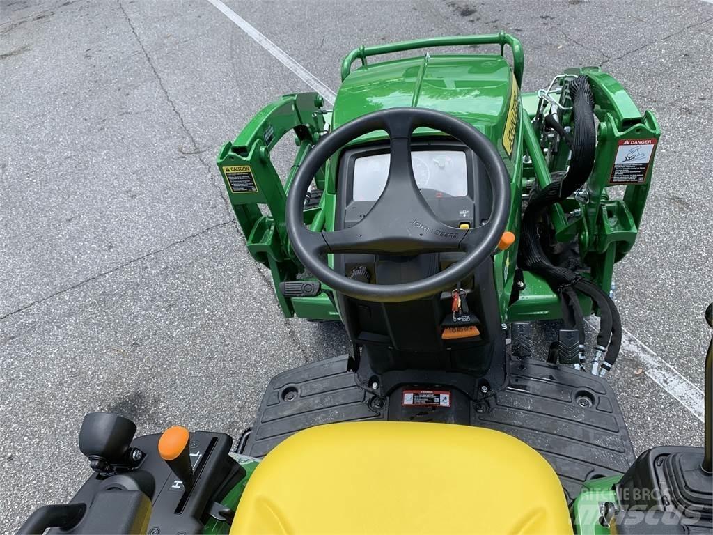 John Deere 2025R جرارات مدمجة