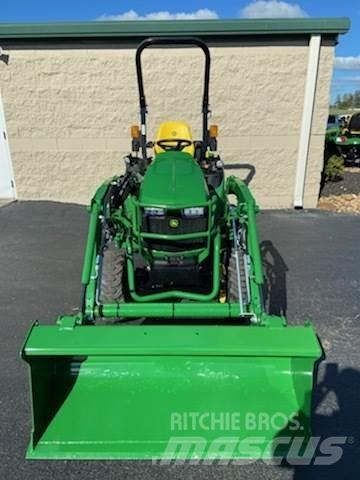 John Deere 2025R جرارات مدمجة