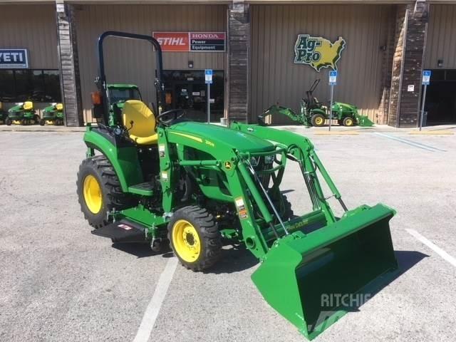 John Deere 2038R جرارات مدمجة