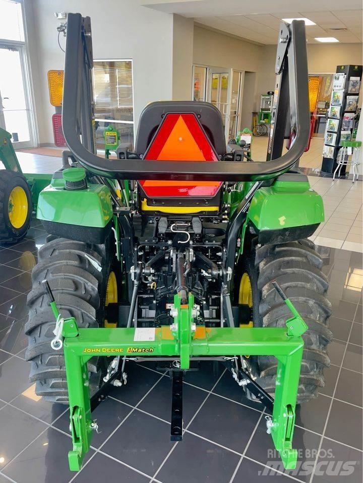 John Deere 2038R جرارات مدمجة