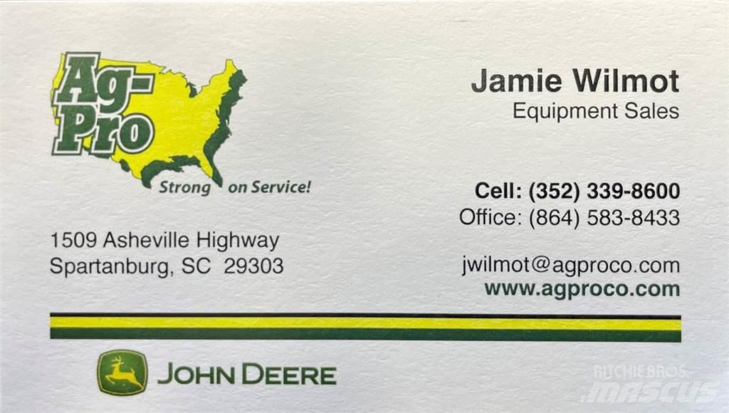 John Deere 2038R جرارات مدمجة