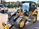 John Deere 204 G لوادر صغيرة
