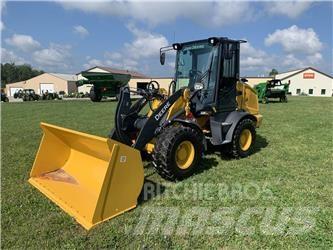 John Deere 244L لوادر بعجل