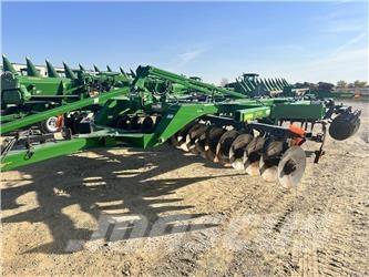 John Deere 2720 ماكينات وملحقات زراعة أخرى