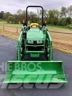 John Deere 3025D جرارات مدمجة