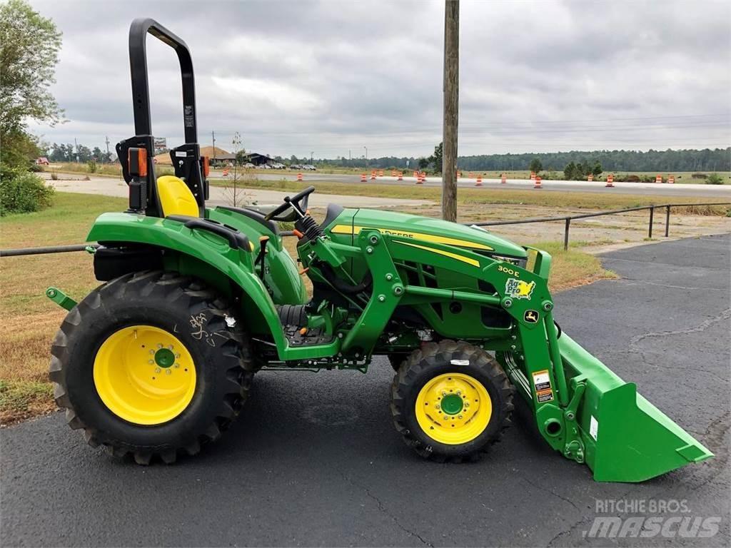 John Deere 3025D جرارات مدمجة