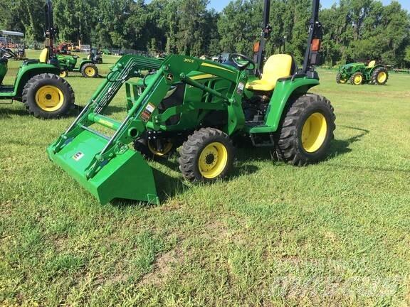 John Deere 3025E جرارات مدمجة