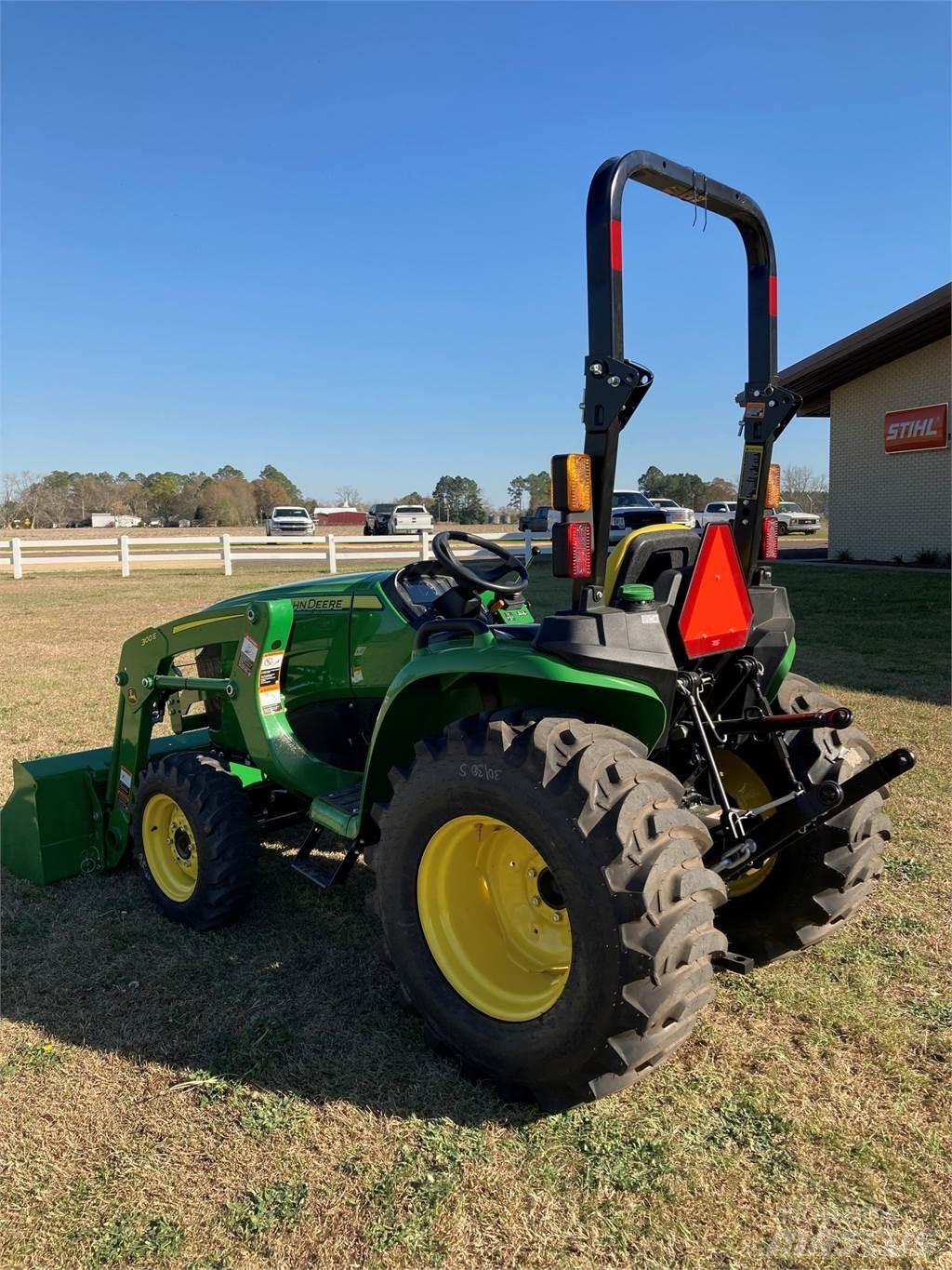 John Deere 3025E جرارات مدمجة