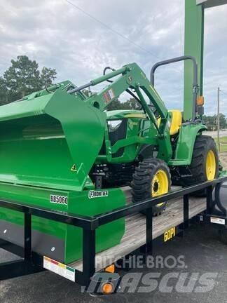 John Deere 3025E جرارات مدمجة