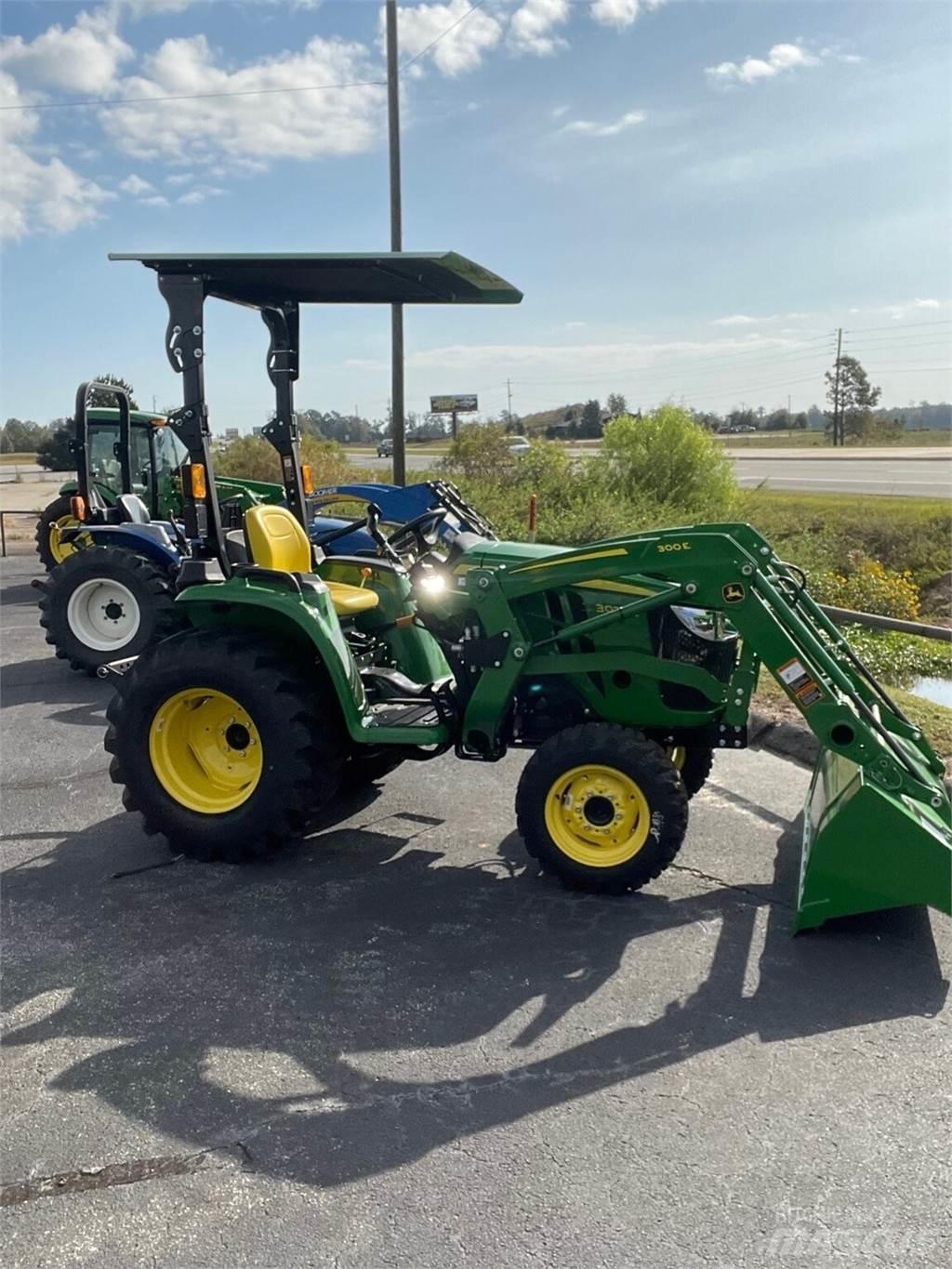 John Deere 3025E جرارات مدمجة