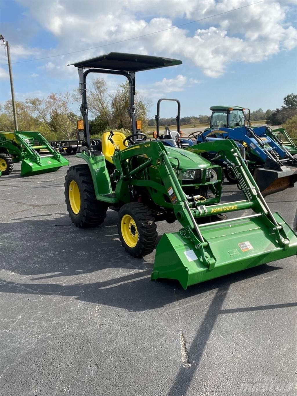 John Deere 3025E جرارات مدمجة