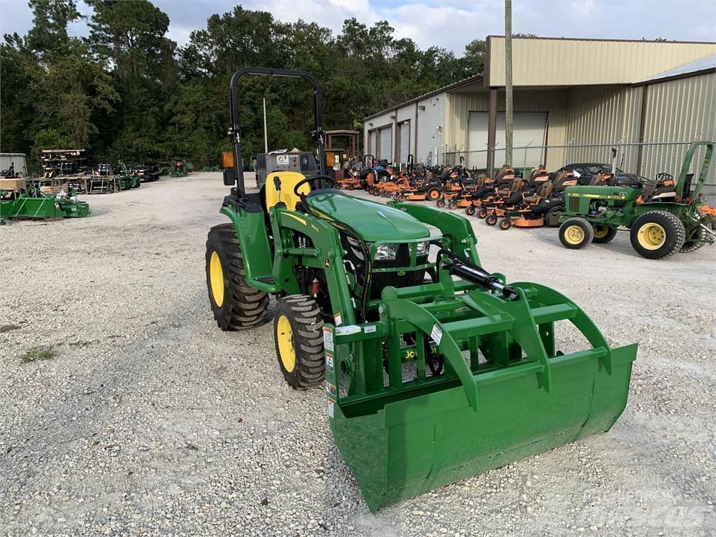 John Deere 3032E جرارات مدمجة