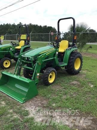 John Deere 3032E جرارات مدمجة