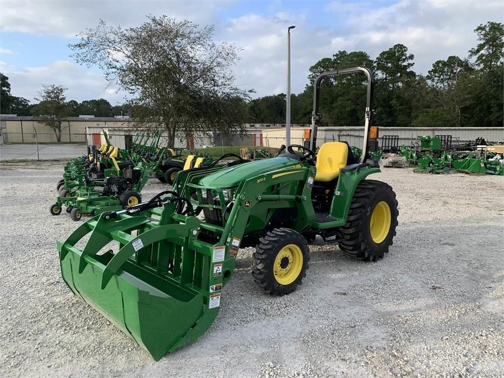 John Deere 3032E جرارات مدمجة