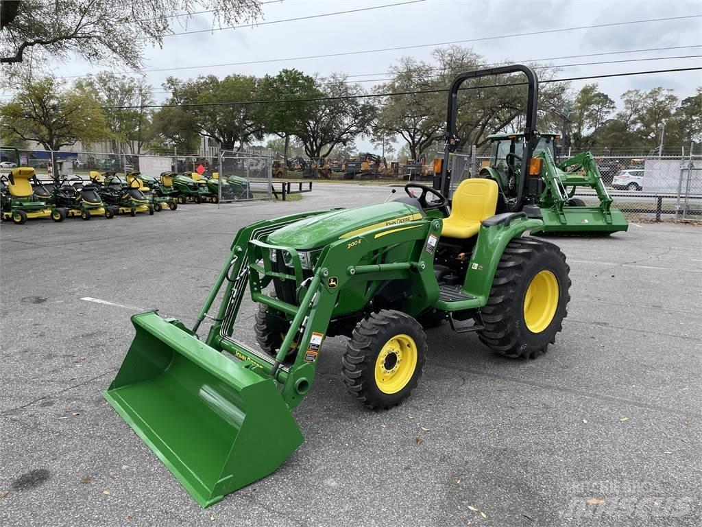 John Deere 3032E جرارات مدمجة