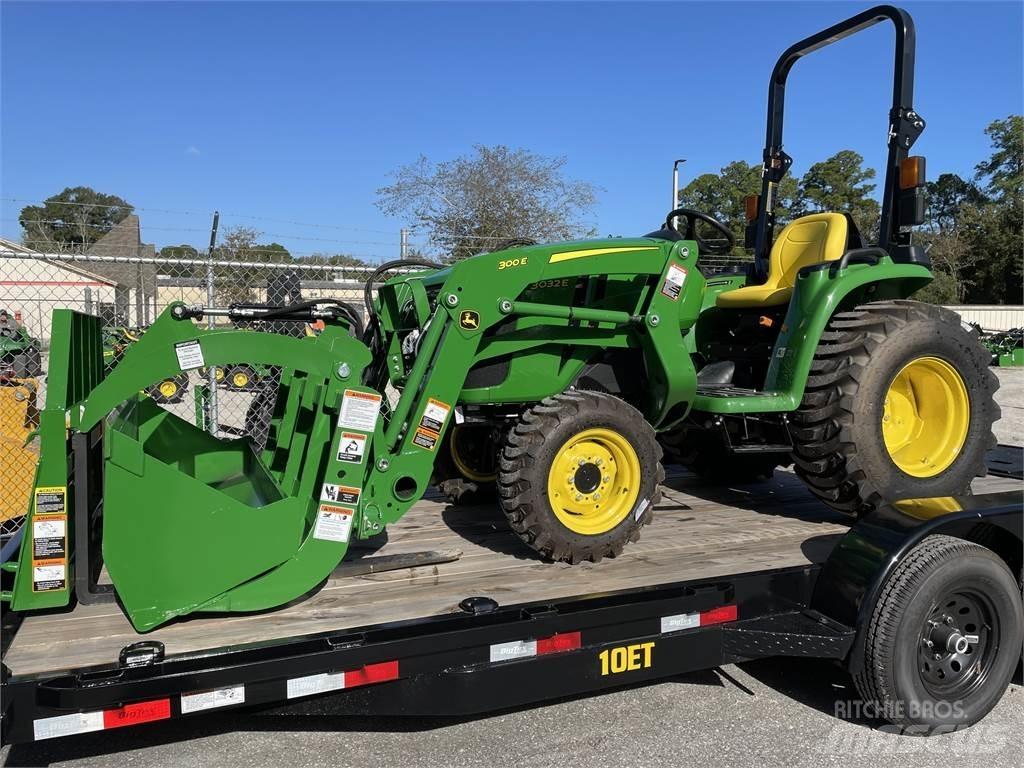 John Deere 3032E جرارات مدمجة