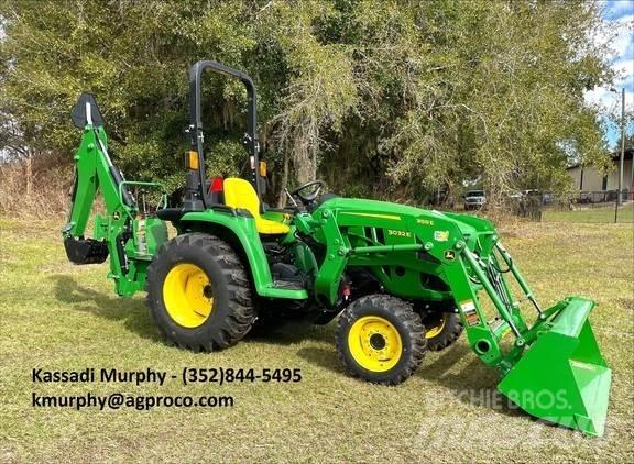 John Deere 3032E جرارات مدمجة