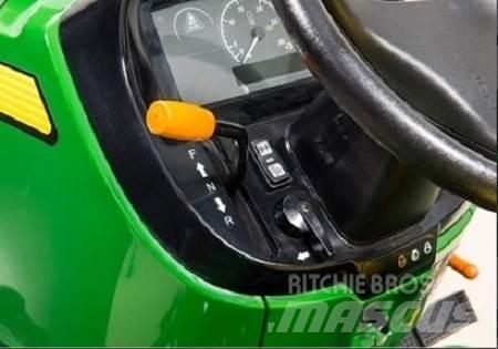 John Deere 3035D جرارات مدمجة