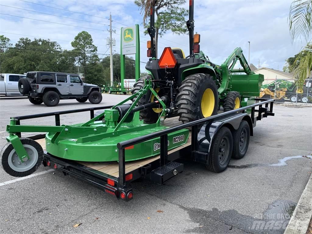 John Deere 3038E جرارات مدمجة