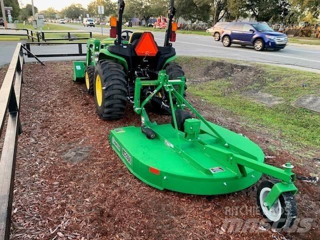 John Deere 3038E جرارات مدمجة