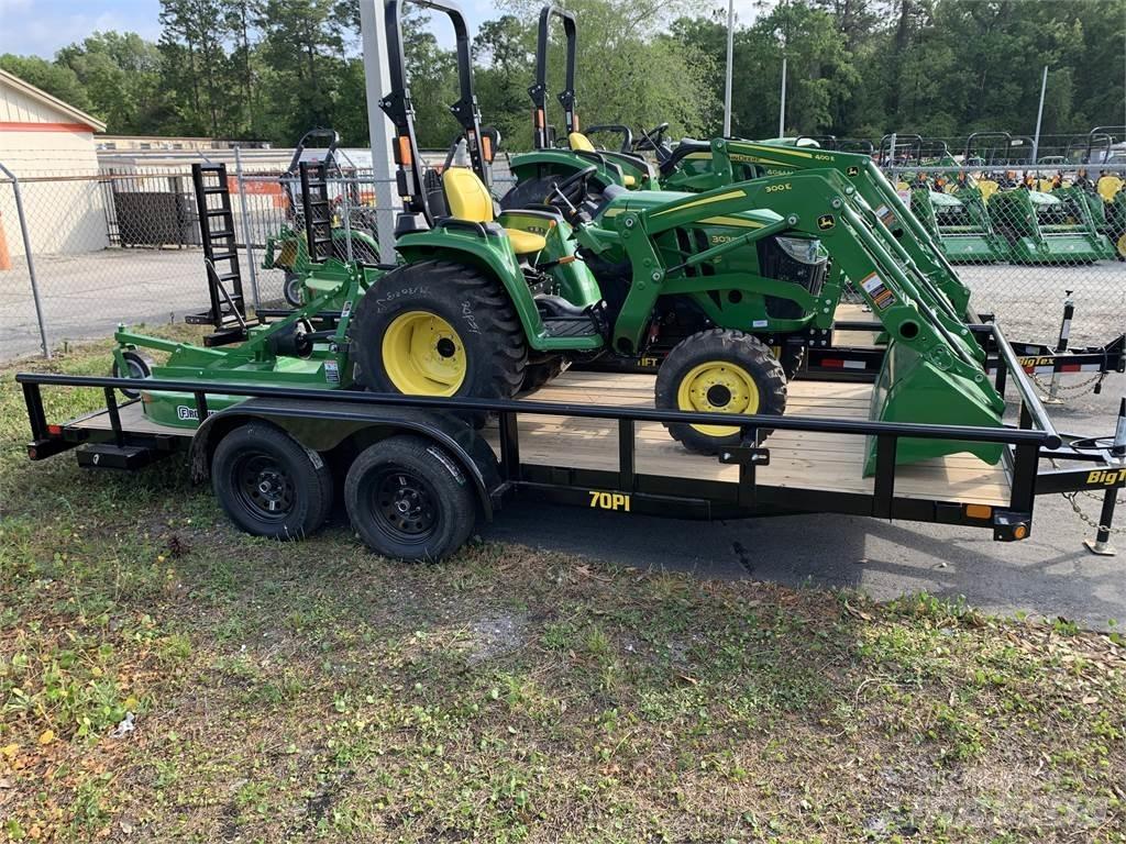 John Deere 3038E جرارات مدمجة
