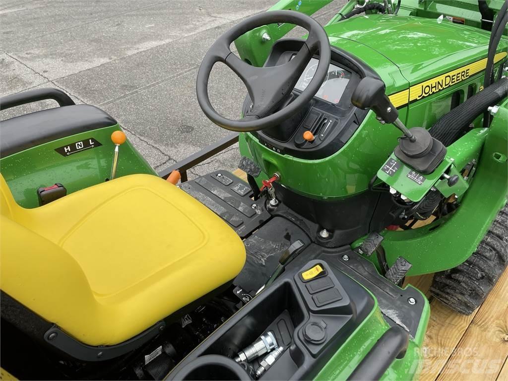 John Deere 3038E جرارات مدمجة
