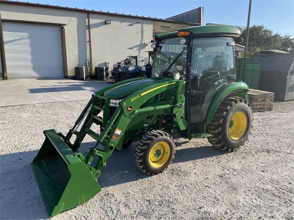 John Deere 3039R جرارات مدمجة