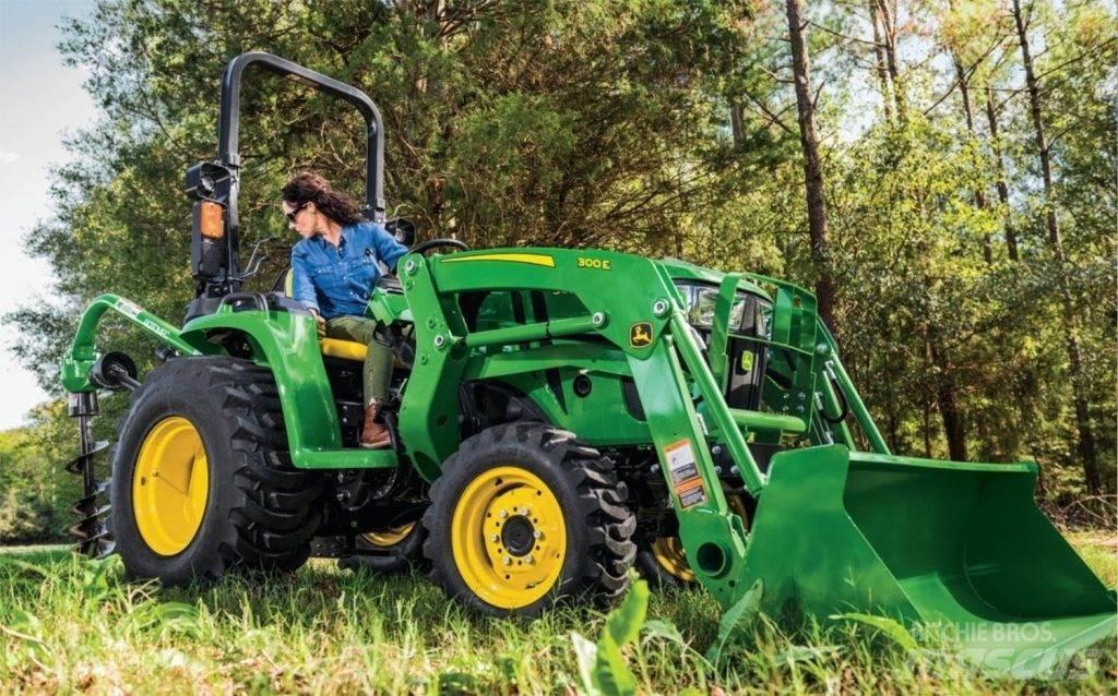 John Deere 3043D الجرارات