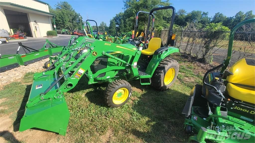 John Deere 3043D الجرارات