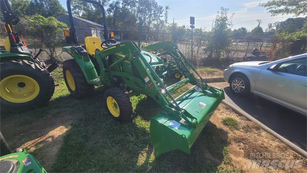 John Deere 3043D الجرارات