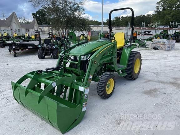 John Deere 3046R الجرارات