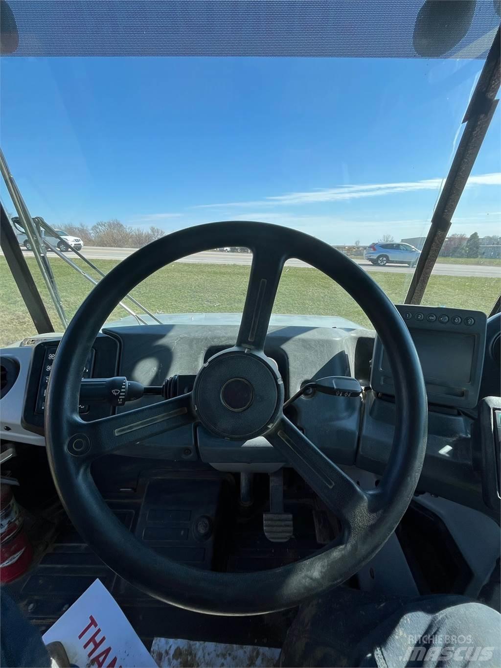 John Deere 310E ساحبات مفصلية
