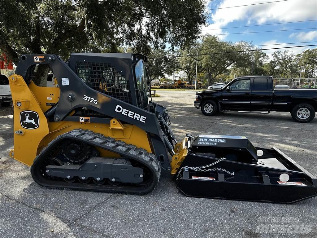 John Deere 317G لوادر صغيرة