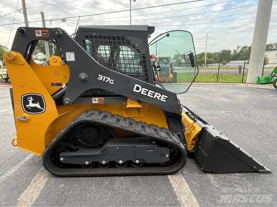 John Deere 317G لوادر صغيرة