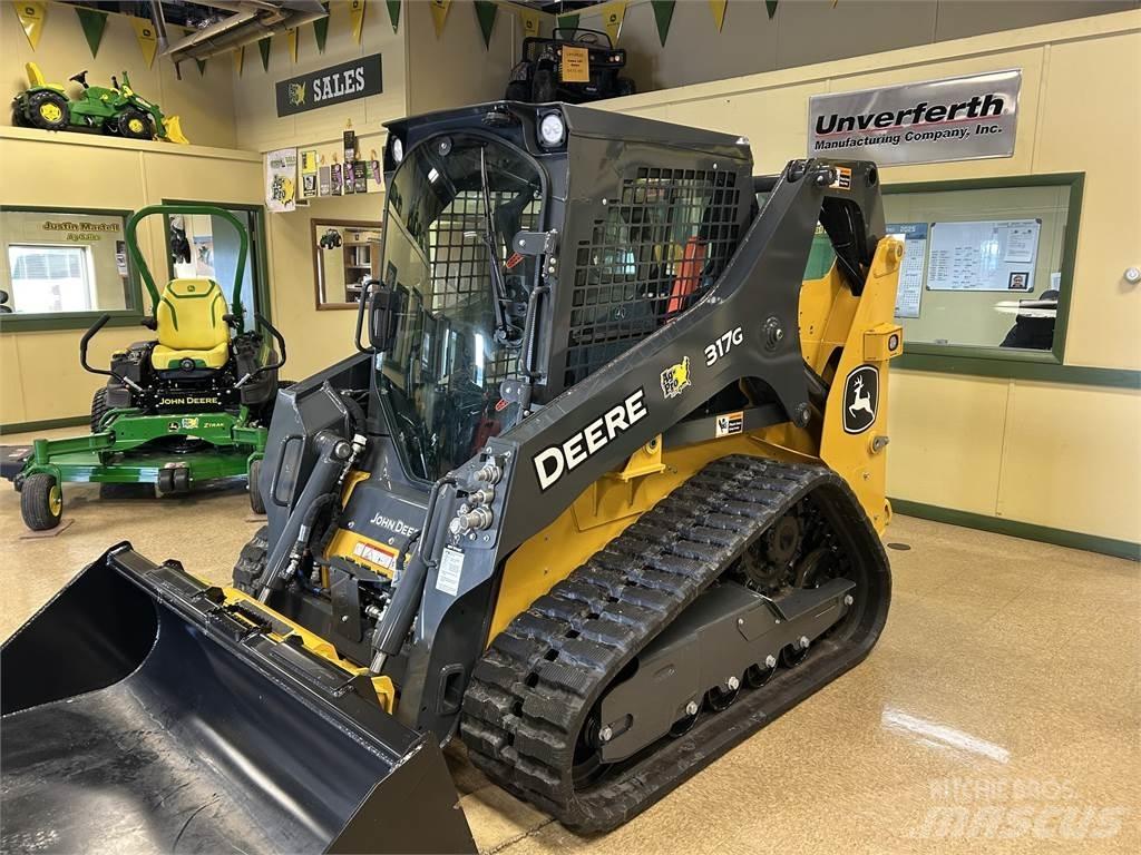 John Deere 317G لوادر صغيرة