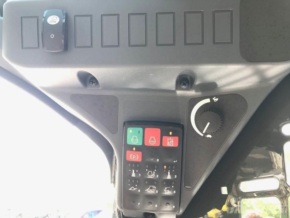 John Deere 317G لوادر صغيرة
