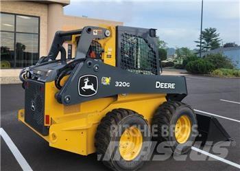 John Deere 320G لوادر انزلاقية التوجيه
