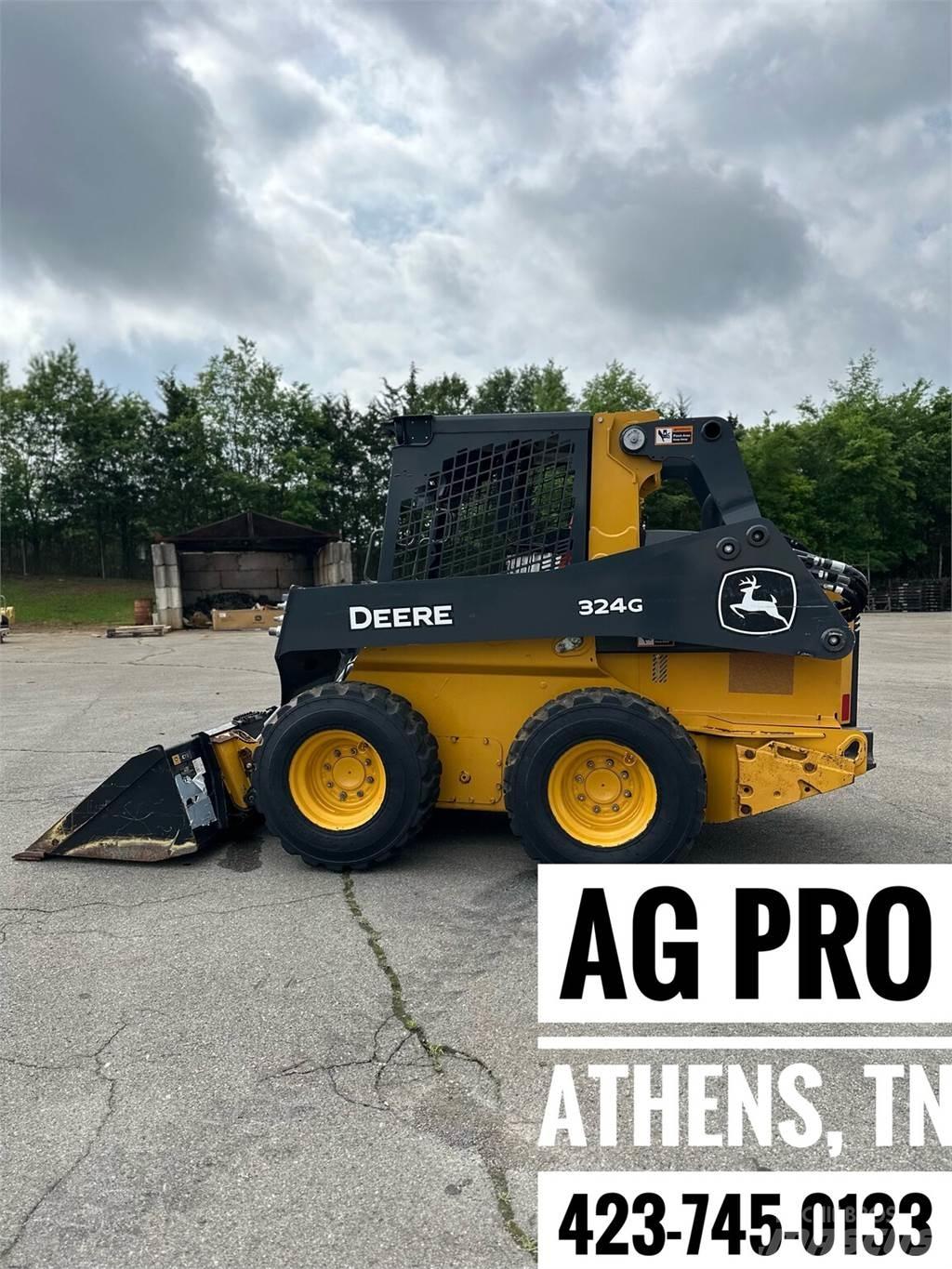 John Deere 324G لوادر انزلاقية التوجيه