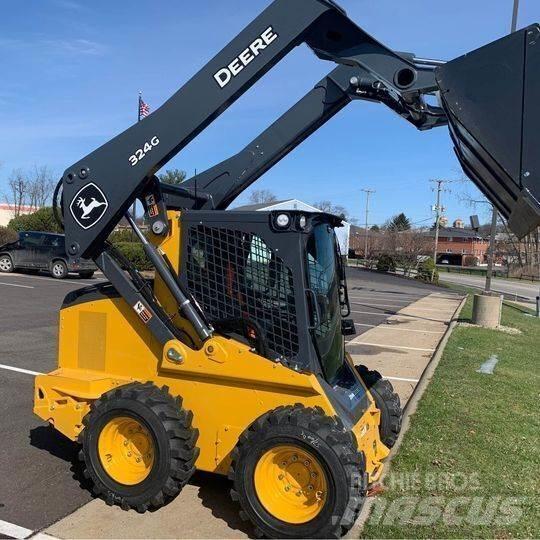John Deere 324G لوادر انزلاقية التوجيه