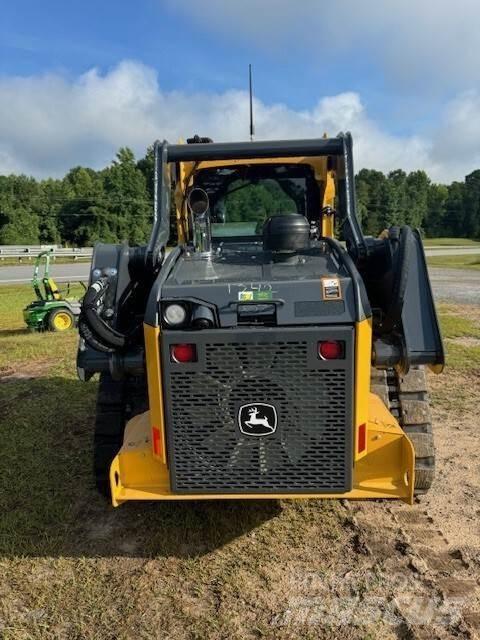 John Deere 325G لوادر صغيرة