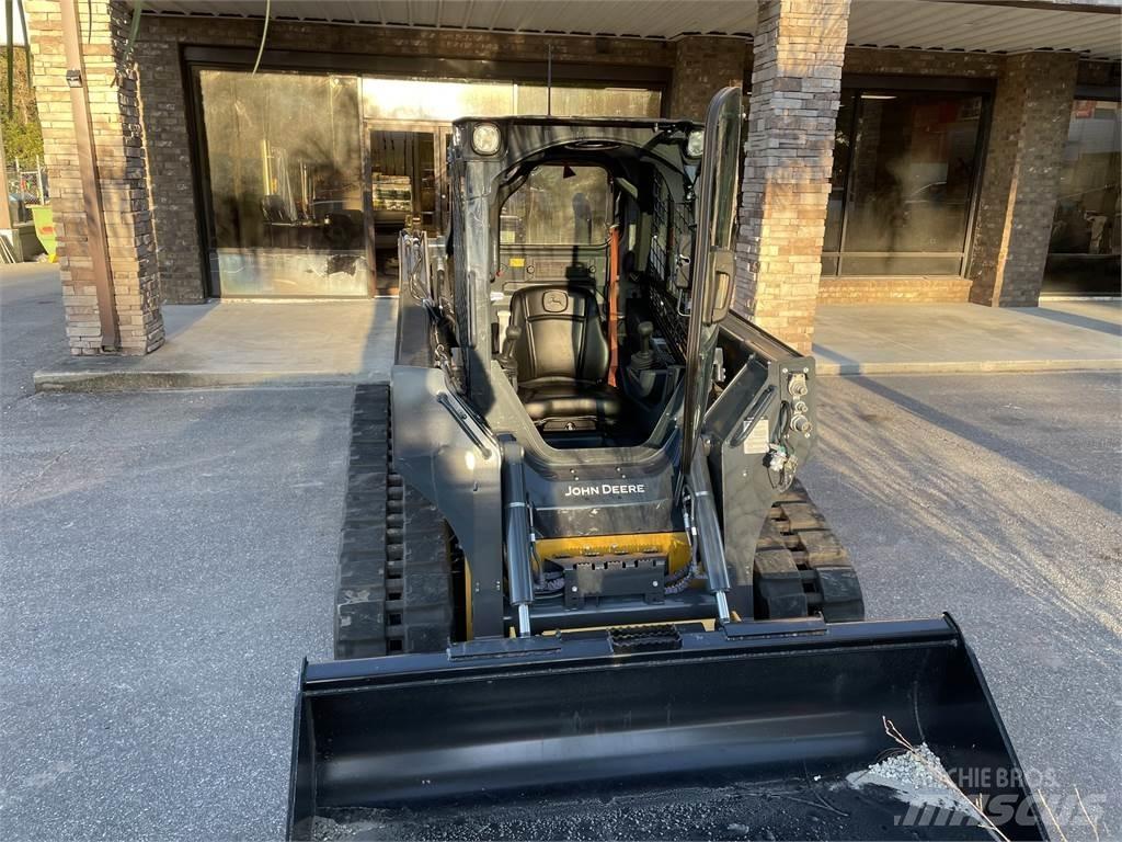 John Deere 325G لوادر صغيرة