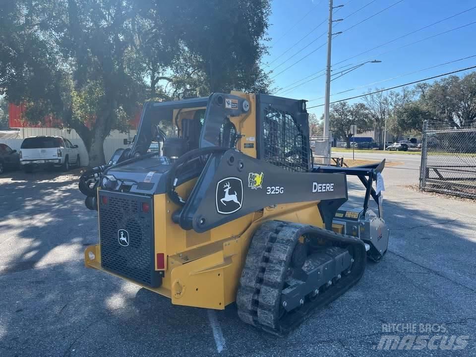 John Deere 325G لوادر صغيرة