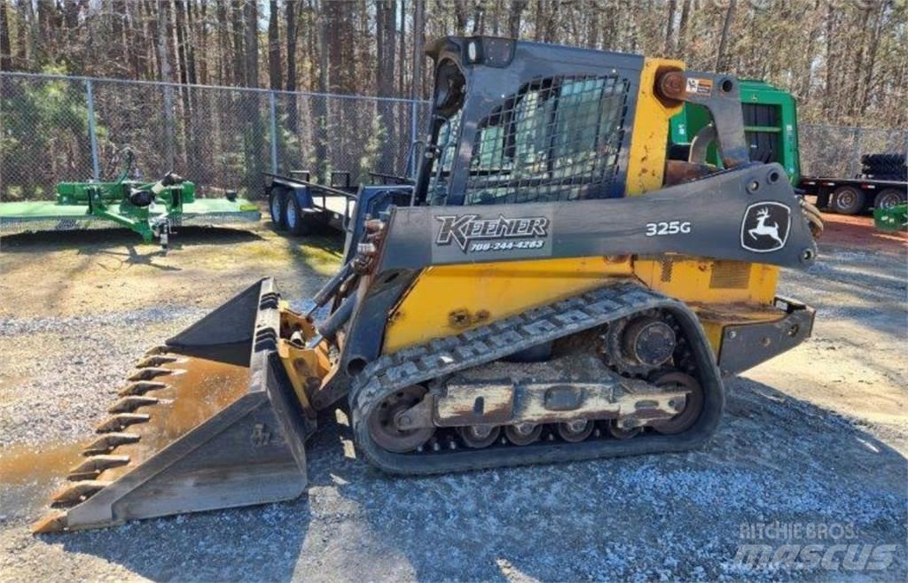 John Deere 325G لوادر صغيرة